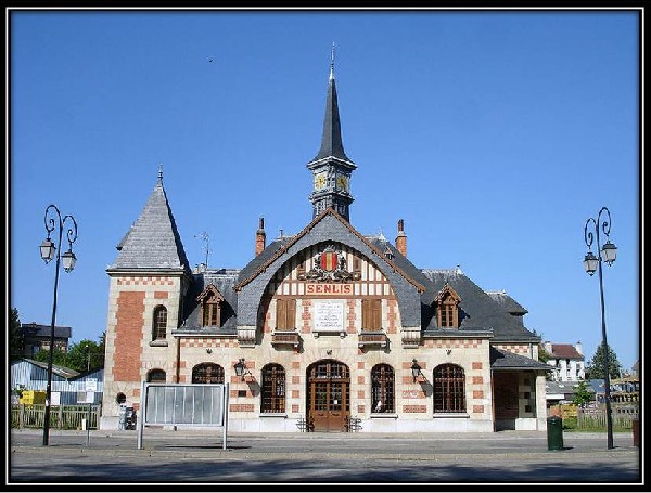 Psychanalyste Senlis, Oise<br />
Place de la gare 60300